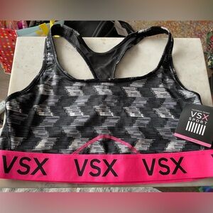 NWT - Victoria’s Secret - VSX Sport - Size XL Racerback Sport Bra medium support